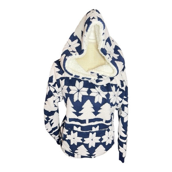 Vera Bradley Women's Jacquard Fleece Hoodie Shirt in Nordic Forest Size S NWT - Picture 1 of 9
